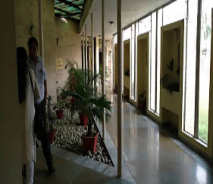 Modipur Hotel