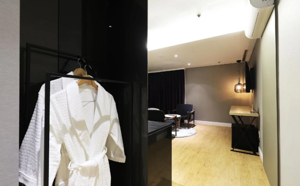 Elle Inn Hotel