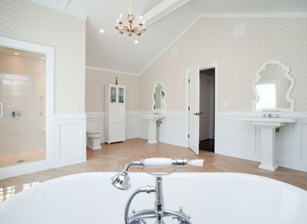 Villa Bridgehampton village