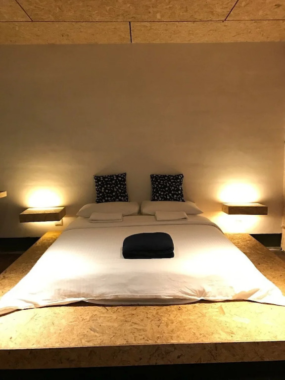 Belakang Kong Heng Ipoh Hotel
