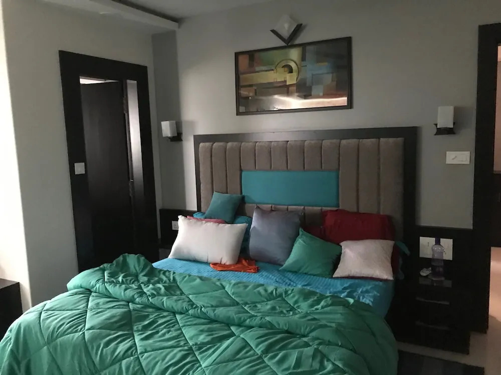 3 Bedroom hall, Kitchen Luxurious Apartment in High End locality in Dona Paula,