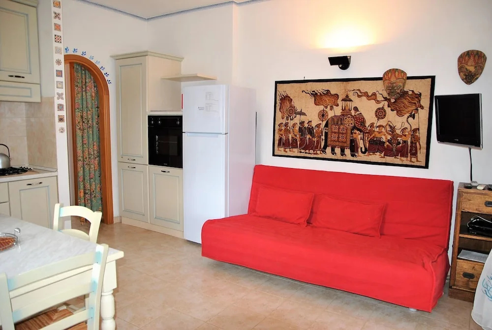 Villa Barbie between Terracina and Sperlonga, 400 mt from beach