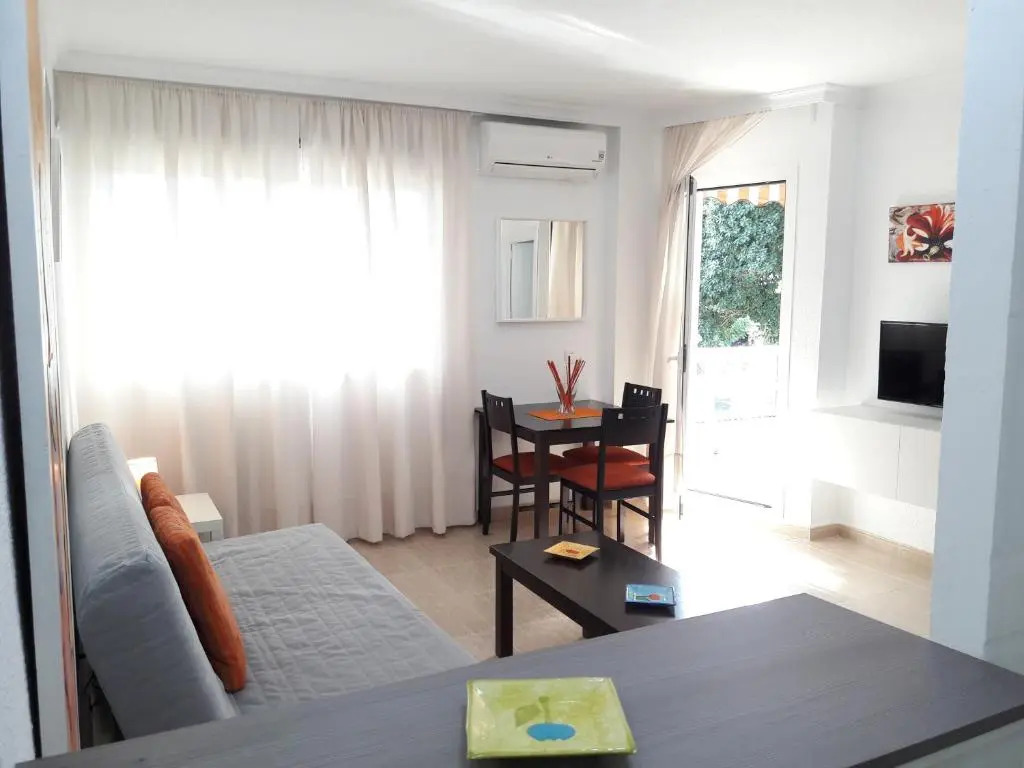Apartamentos Las Palomas Beach