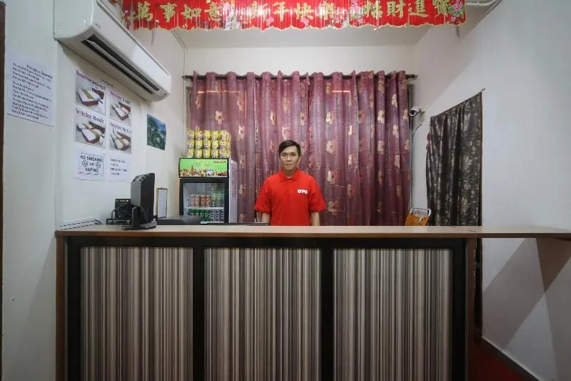 OYO 738 Hotel 81