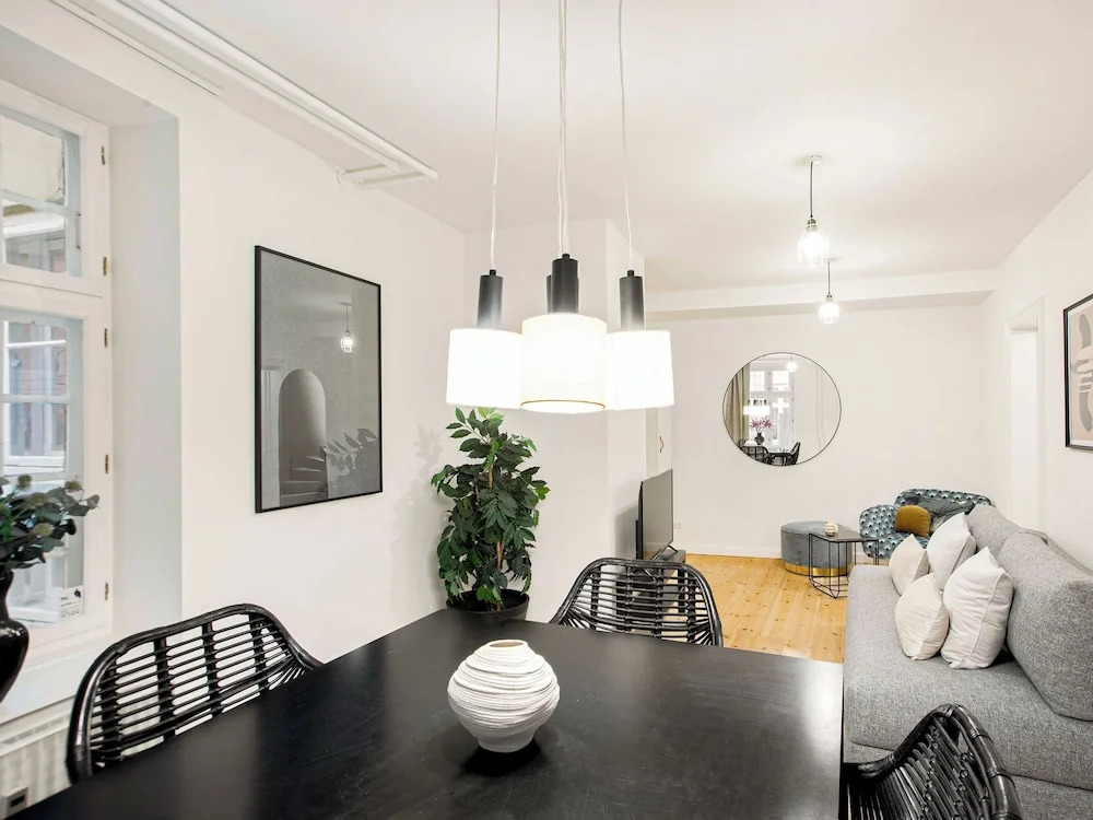 Tivoli 1- Lovely 2-bdr Apt Near Tivoli