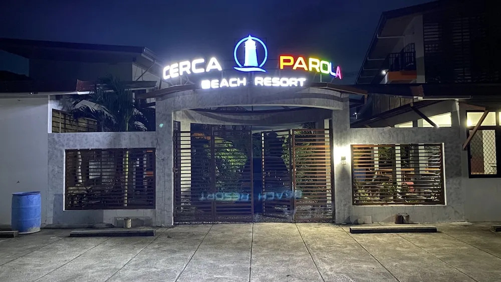 Cerca Parola beach resort