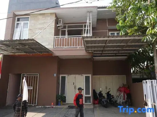 SPOT ON 93611 Kost Pak Suyatno Syariah 2