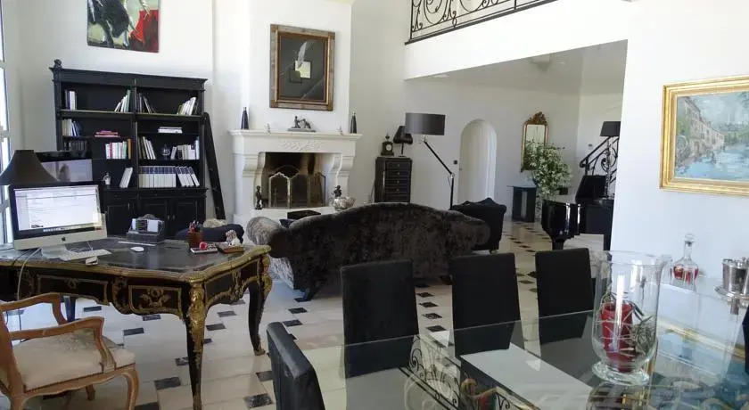 Villa Eden