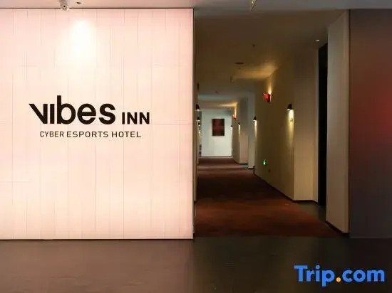 VIbes INN CYBER ESPORTS HOTEL