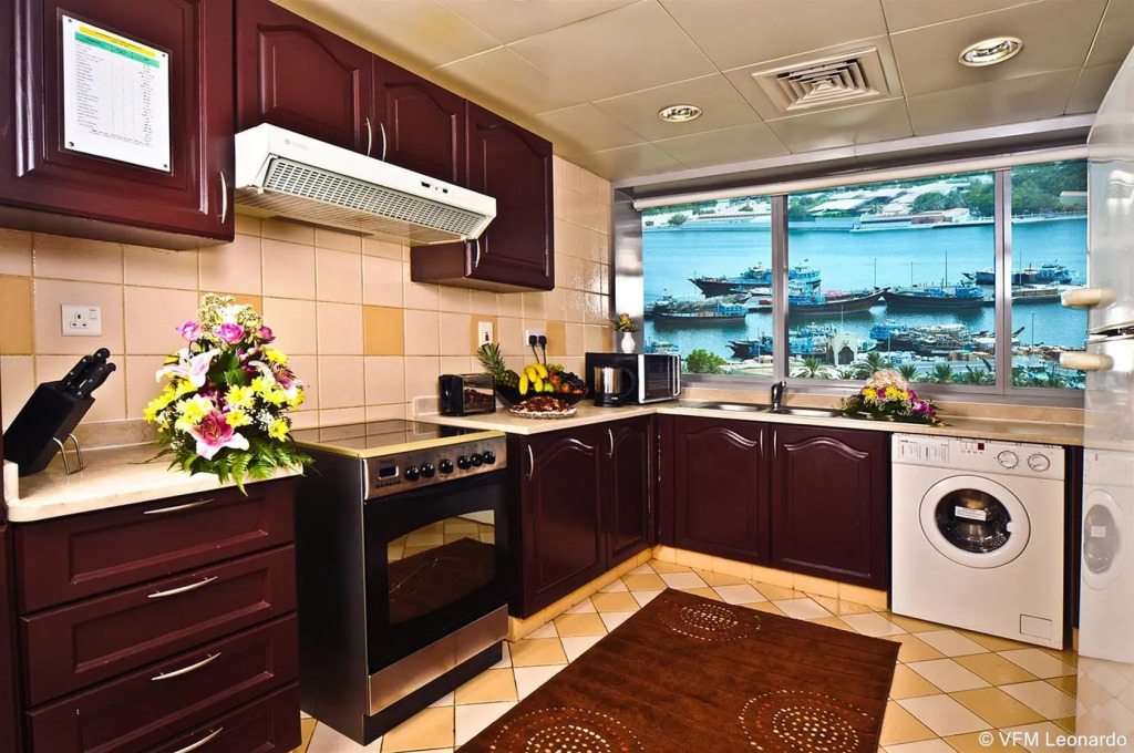Emirates Concorde Hotel & Suites