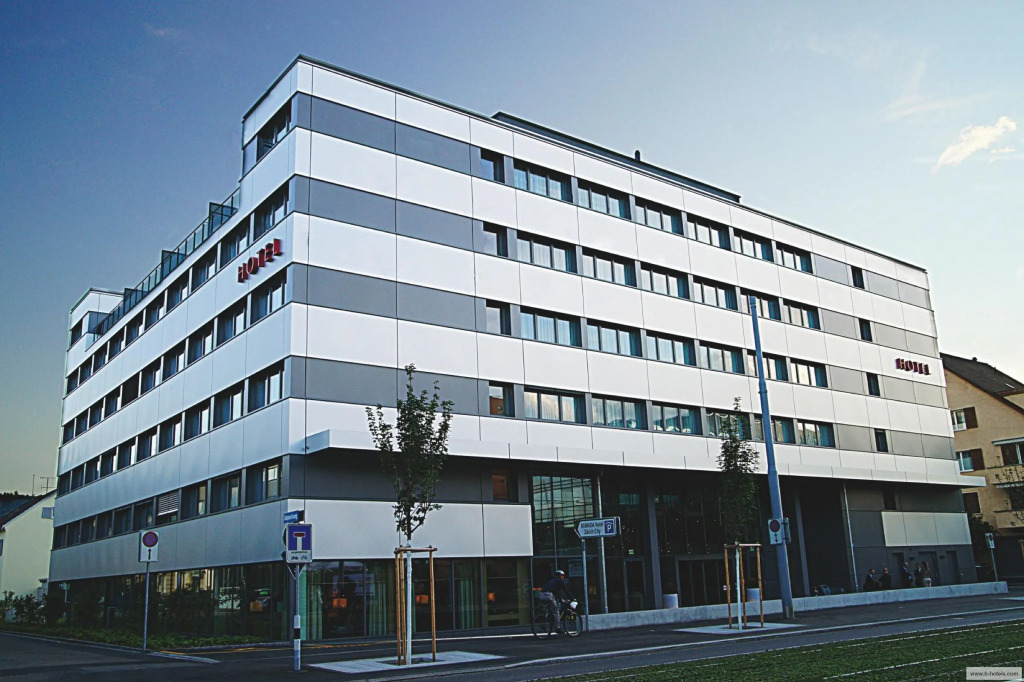 Moxy Zurich