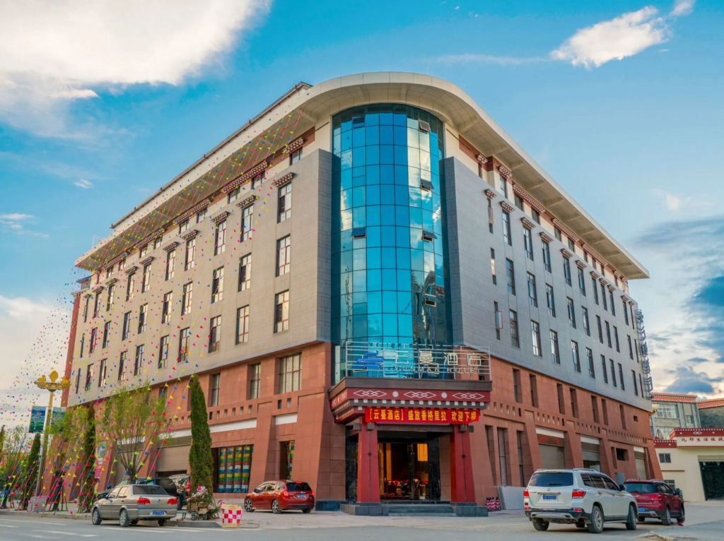 Yunman Hotel Shangrila