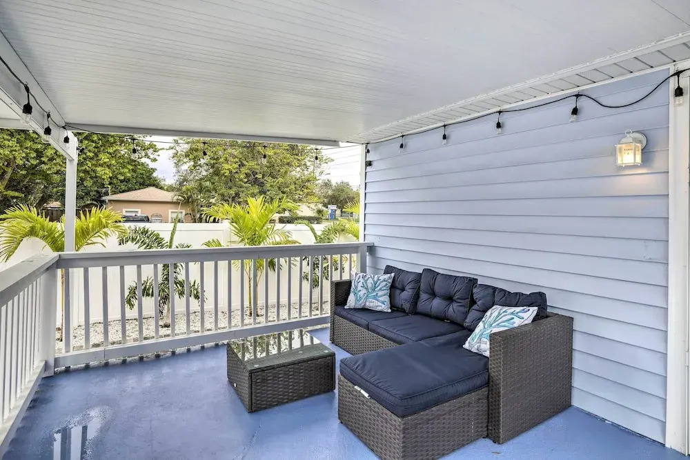 Pet-Friendly Gulfport Home u003c 2 Mi to Beach