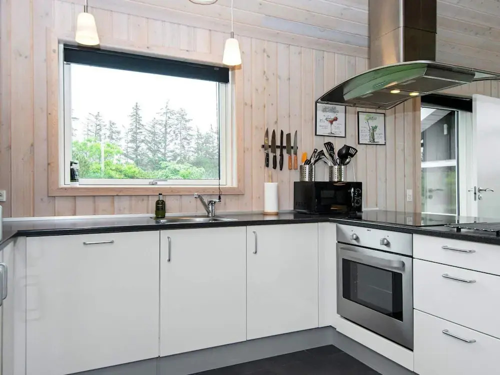 6 Person Holiday Home in Frostrup