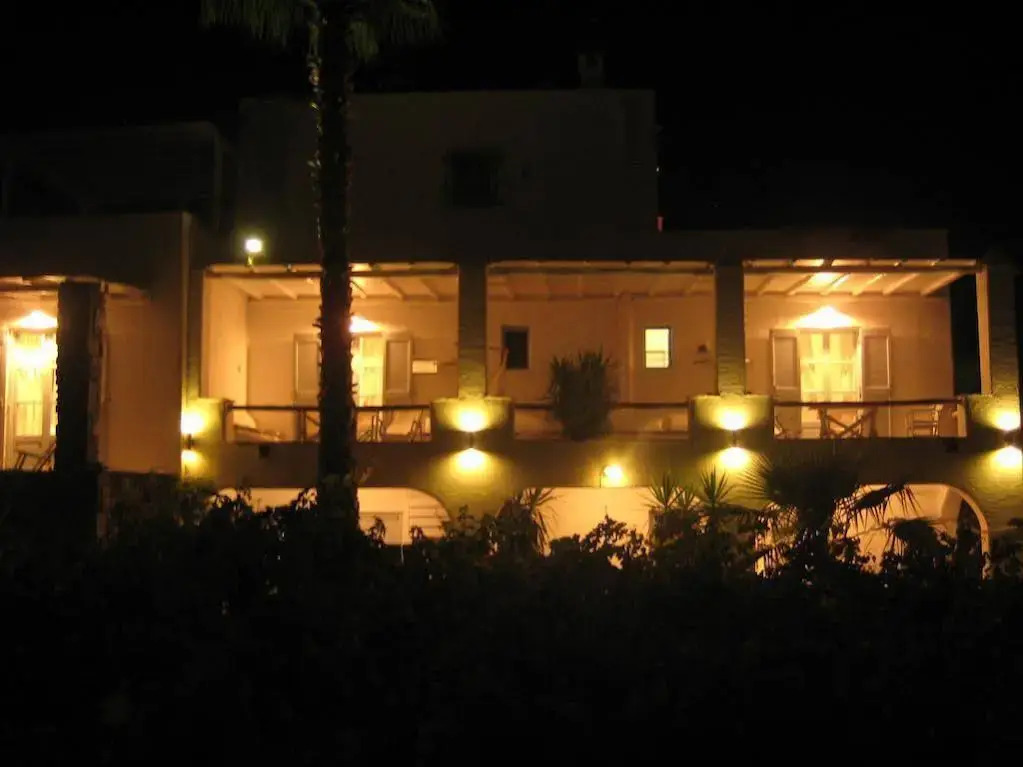 Paros Apartments