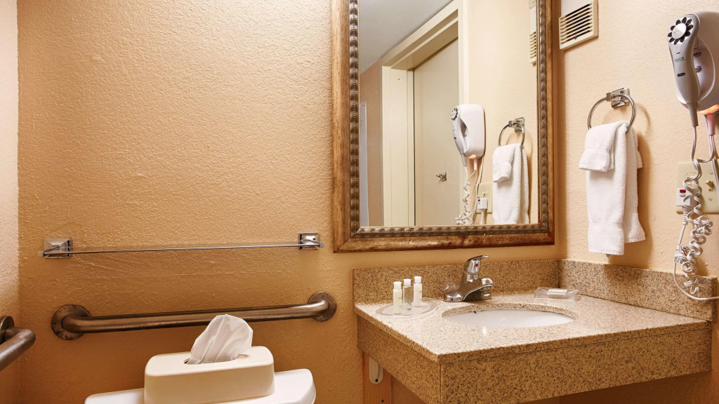 Best Western International Speedway Hotel