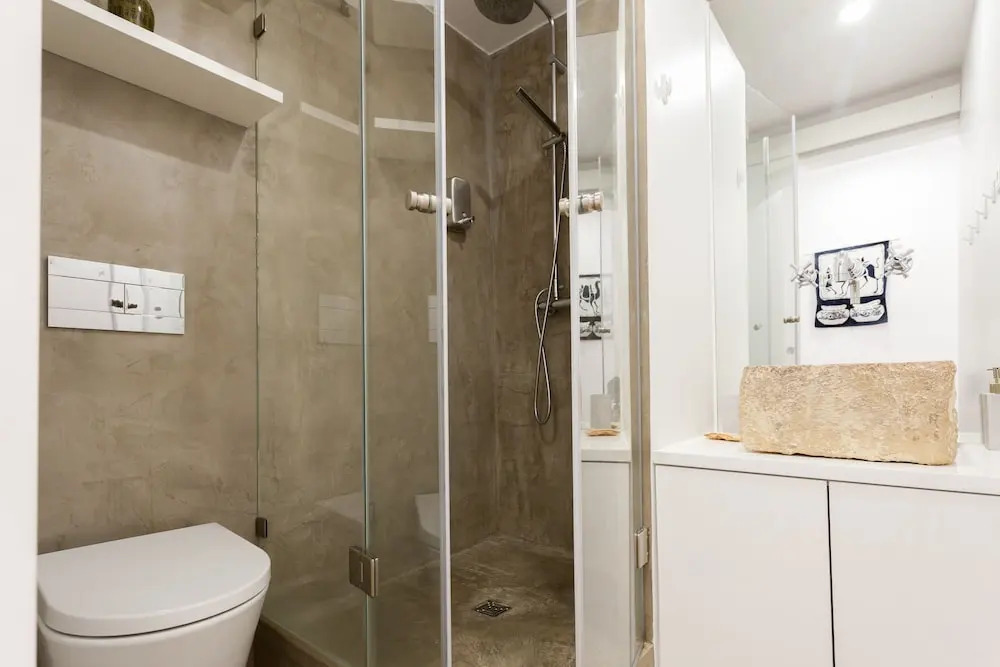 Moniz Blue One-Bedroom Apartment - by LU Holidays