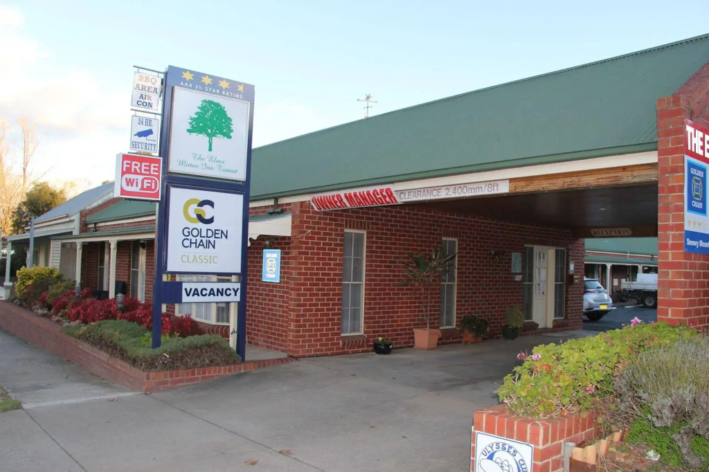 Elms Motor Inn