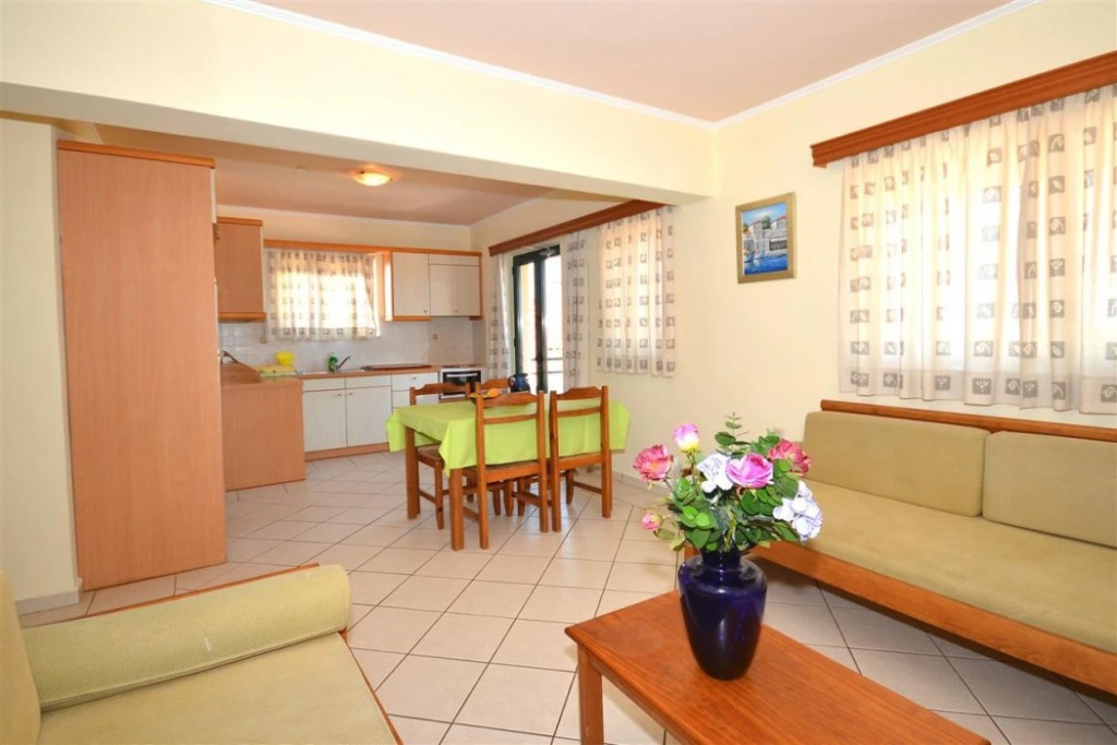 Aloni Suites