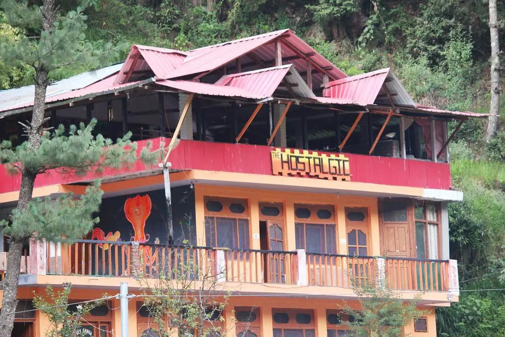 The Hostalgic Jibhi - Hostel