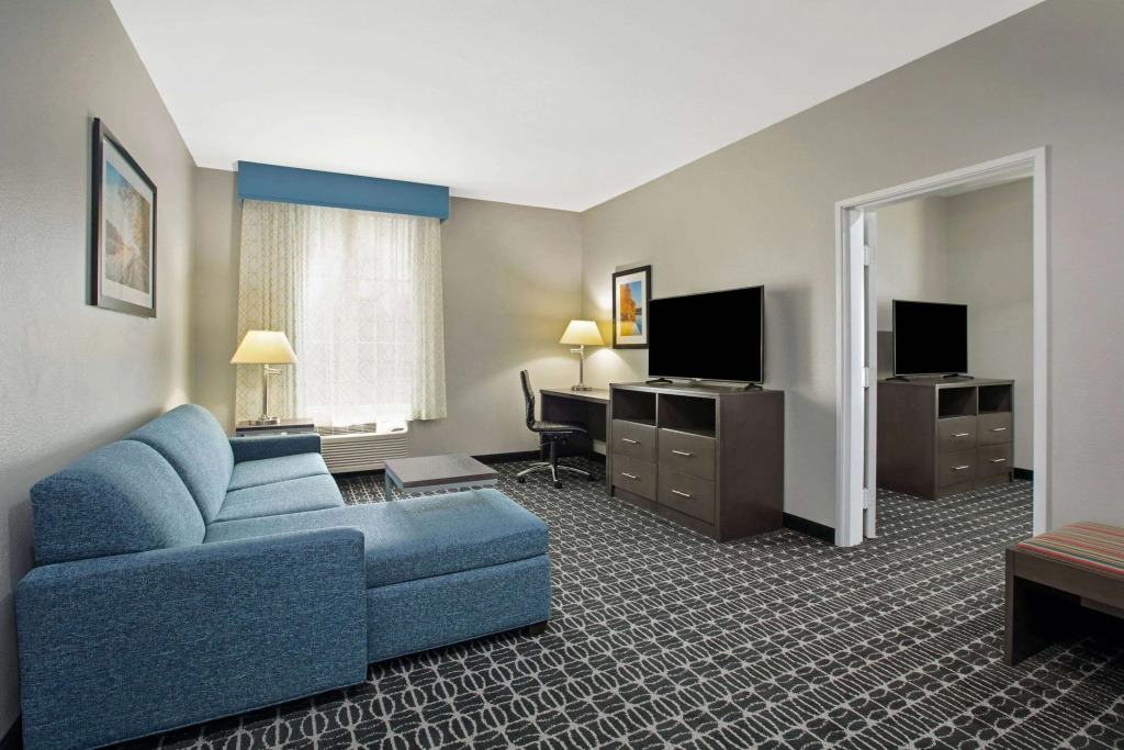La Quinta by Wyndham Sulphur Springs