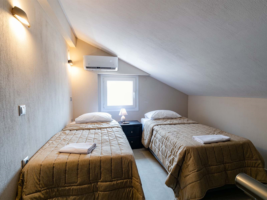 Kiosse Maison 1 by TravelPro Services - Nea F...