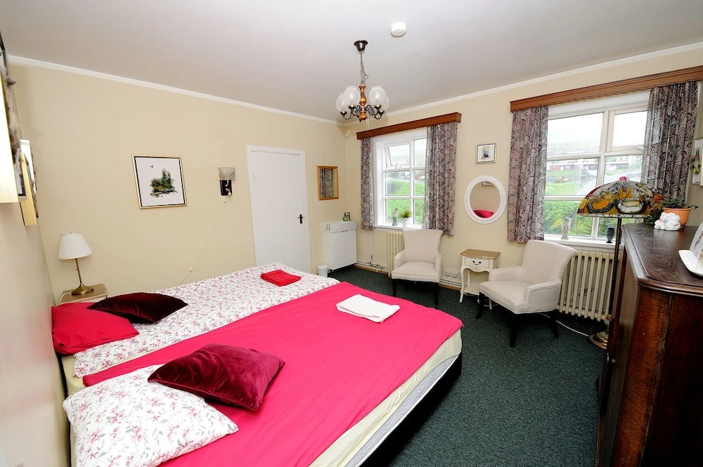 Arsalir Guesthouse Vik B&B