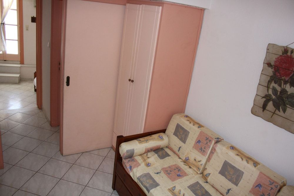 Studios Naxos