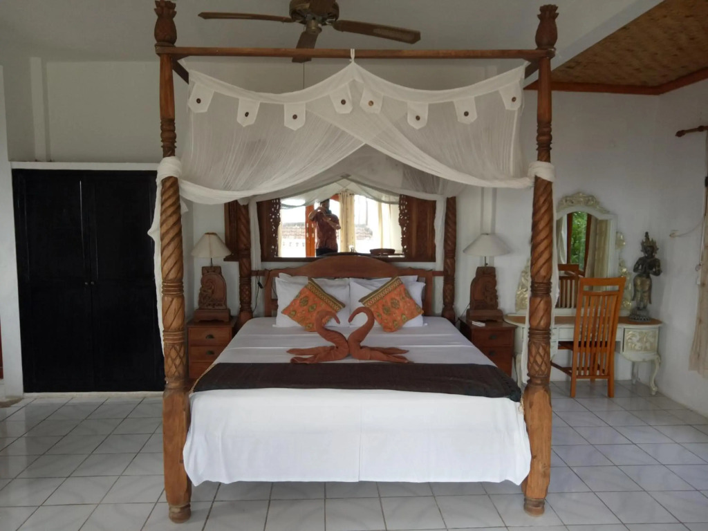 Puri Oka Beach Bungalows