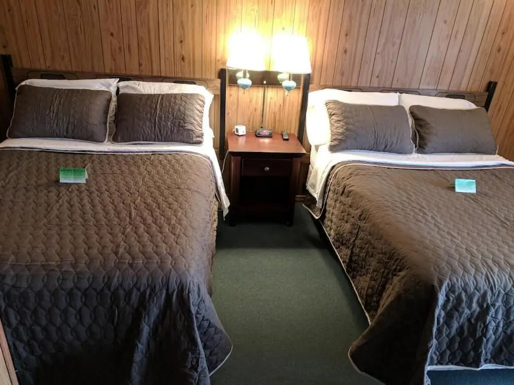 Lakeview Motel