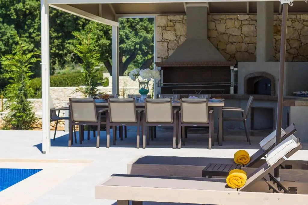 Luxury Cretan Villas with private pools