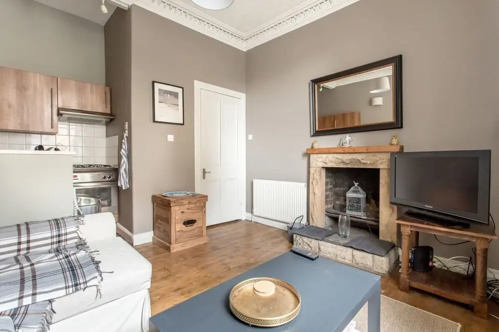 1 Bedroom Flat In Edinburgh