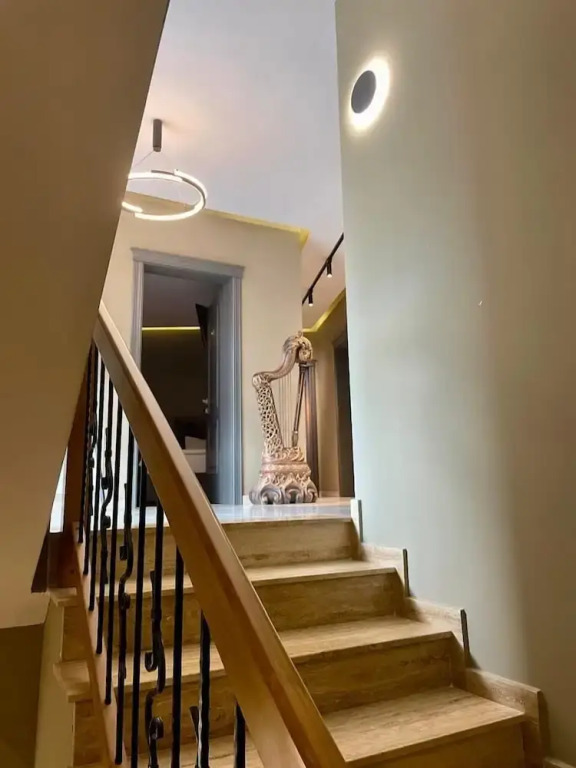 GRAND JNK Boutique Hotel