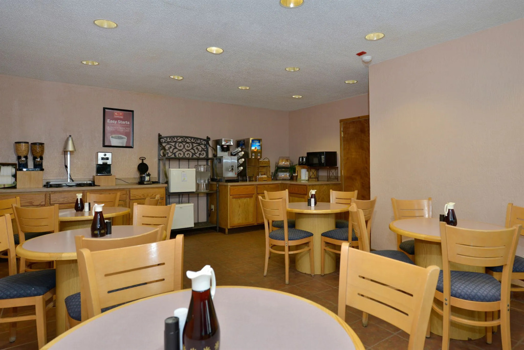 Econo Lodge I-44 - Exit 80