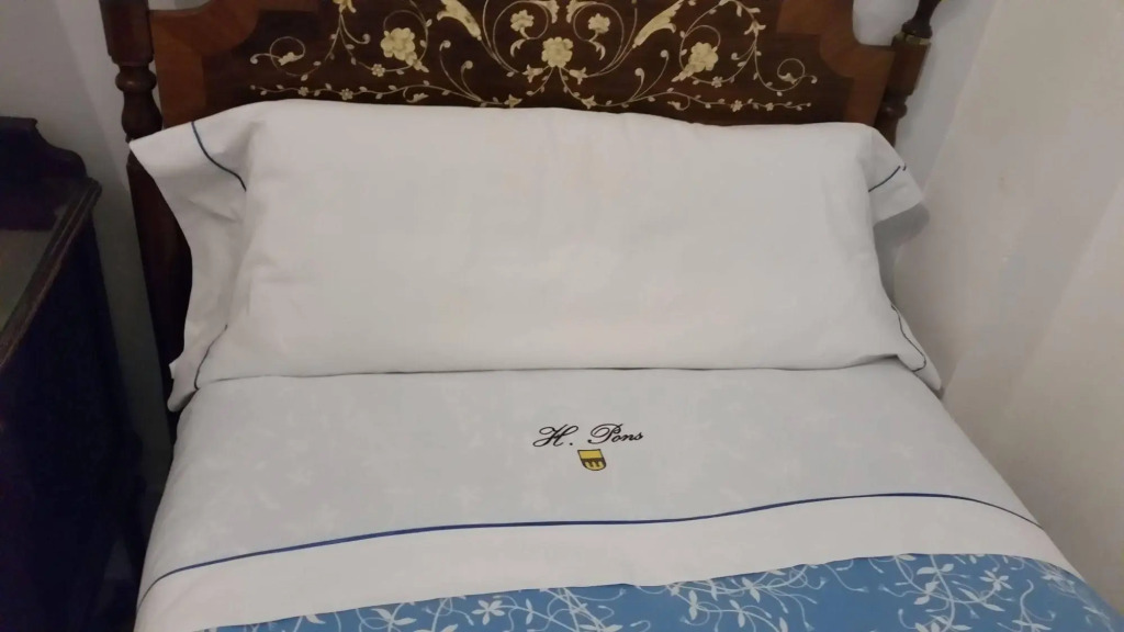 Hostal Pons