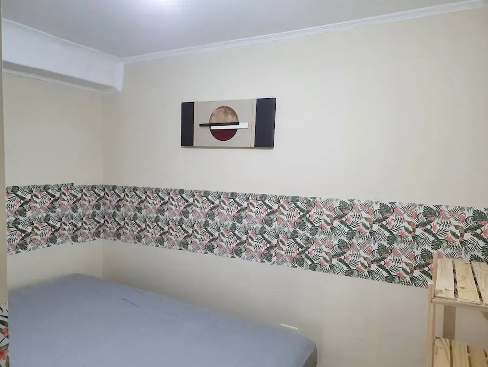 WR7 Hostel