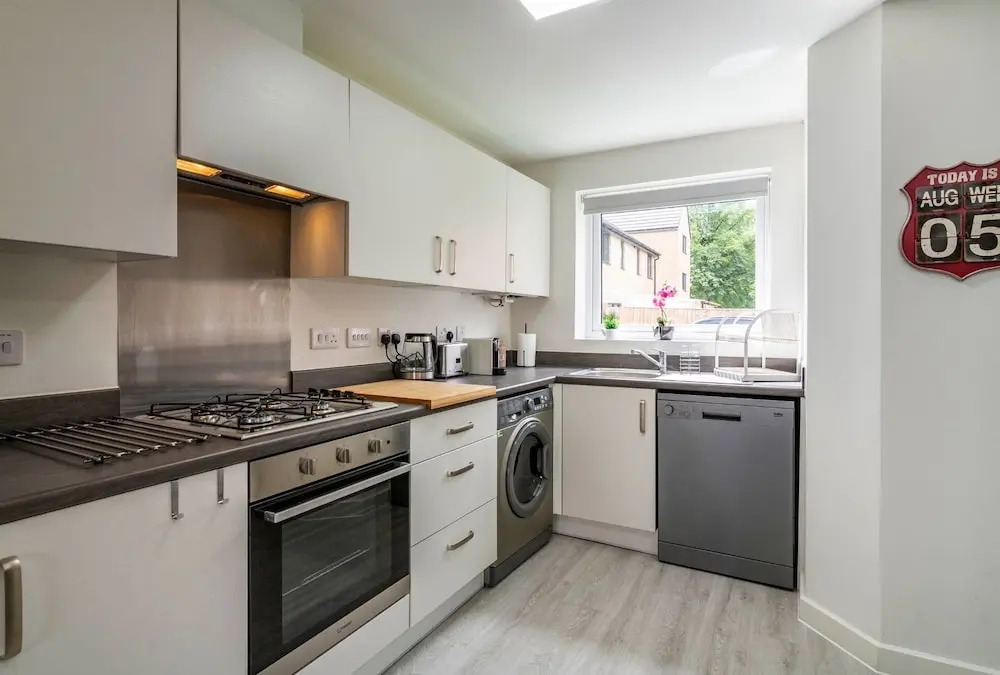 Blackstone Walk - Fabulous Houses with Parking