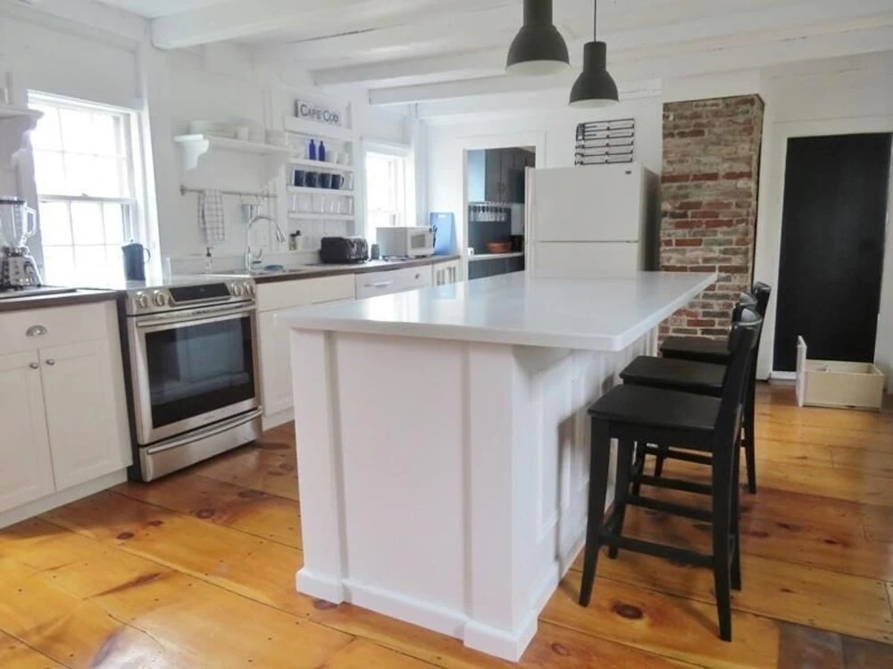 201 Old Harbor Road - Three Bedroom House