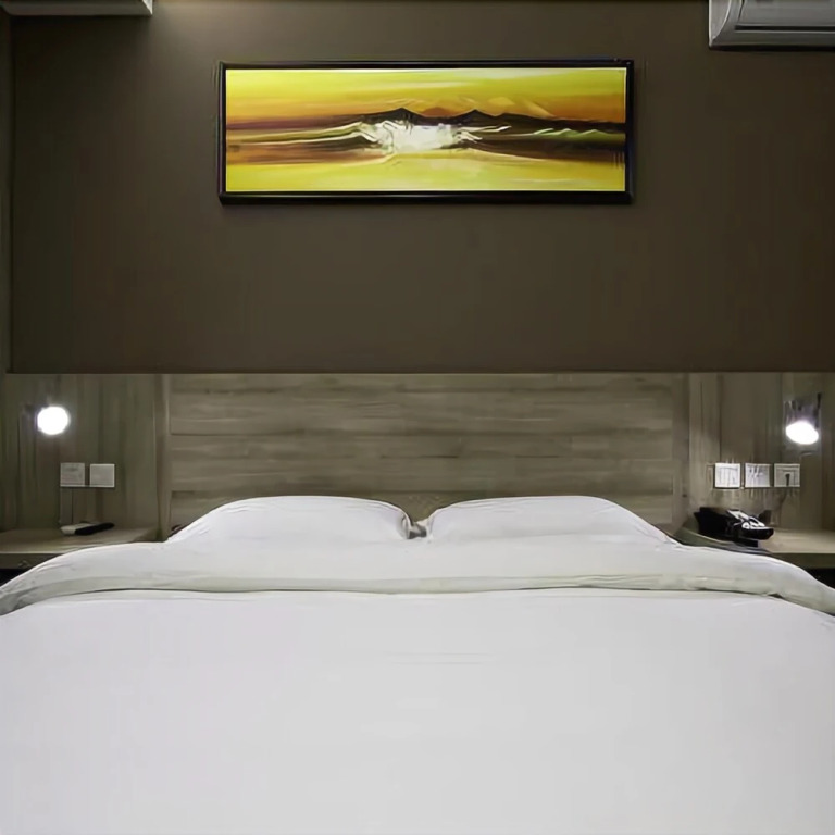 Xian Jialili Hotel - Second Fengcheng Road library subway station