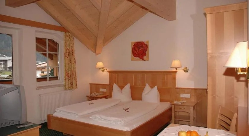 Apart Boutiquehotel SONNENHOF