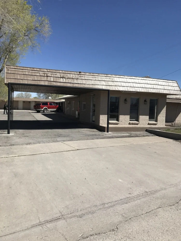 Deltan Inn Motel