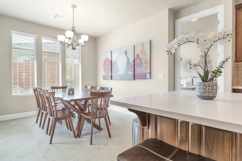 Be Our Guest At Ladera Haven 4 Bedroom Home by RedAwning