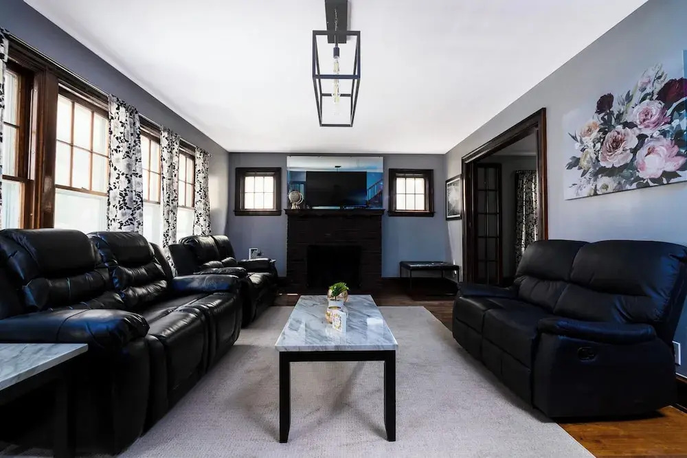 5Br, 1.5 Ba Close To Niagara Falls State Park