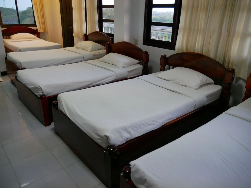 Samoar Riverside Hotel