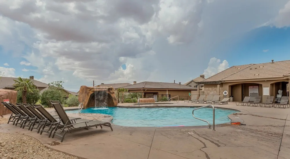 Pebble Beach 3 Bedroom Apts