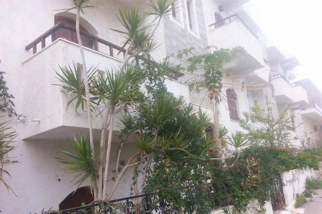 Irene Apartments