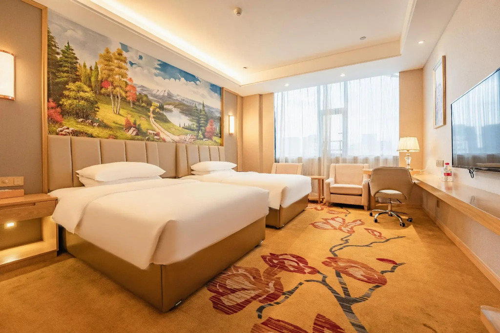 Vienna International Hotel（Jinfang Subway Station, East Railway Station, Hangzhou）