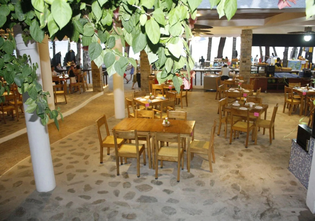 Lishui Beach Resort