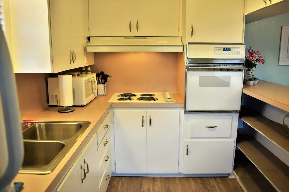 Renn House - Three Bedroom Bungalow