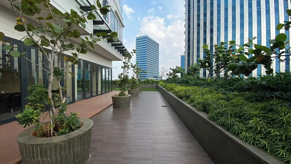 Nice And Comfort 1Br At 25Th Floor Samara Suites Apartment